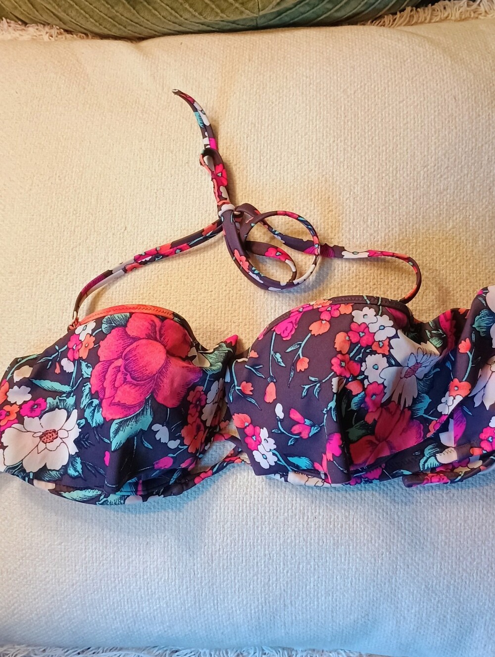 Bikini Top - Size 34B Optional Straps - Picture 13 of 13